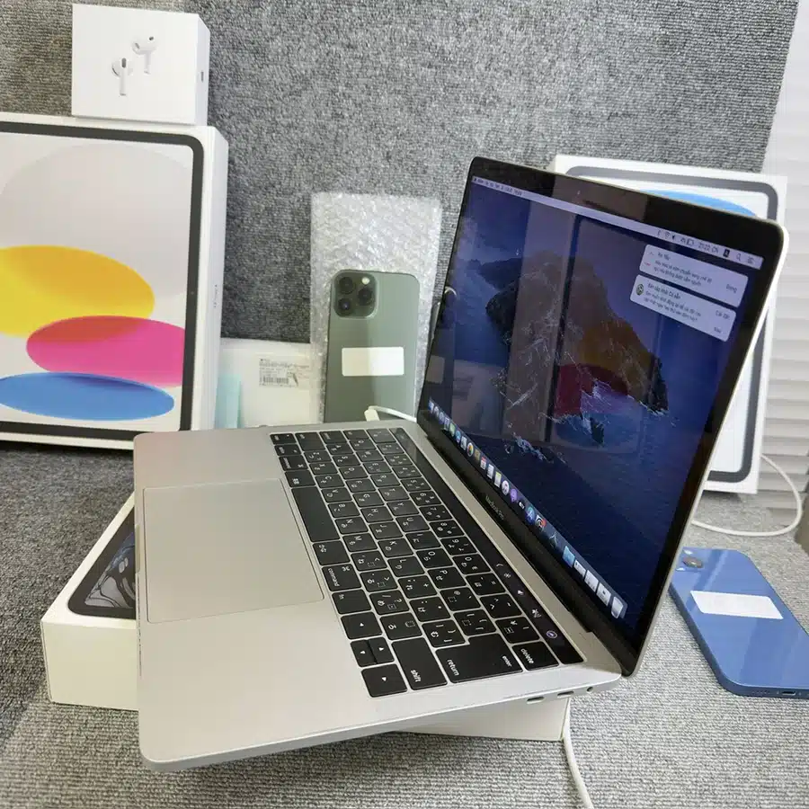 Macbook Pro 2016 13 inch - Hình ảnh 2