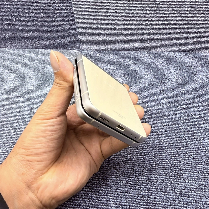 ZFlip 3 128Gb 5G - Hình ảnh 2
